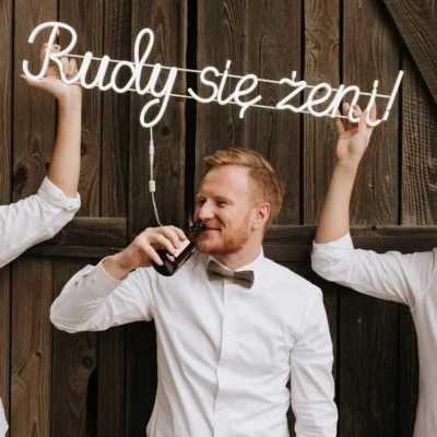 neon led rudy się żeni